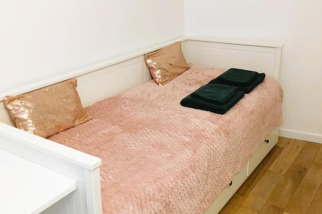 Magnifique Studio Bien Desservi Apartment Paris Luaran gambar
